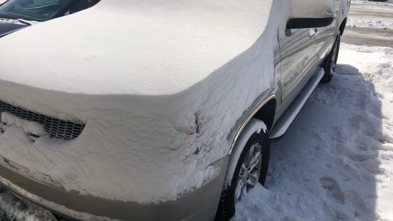 What does the Paris team do when it snows